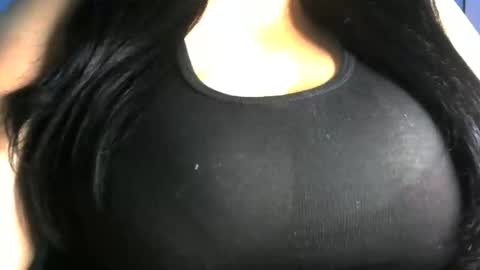 mia latina online show from December 19, 11:13 am