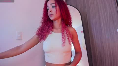 mia ---------  COL TIME online show from December 10, 10:05 pm