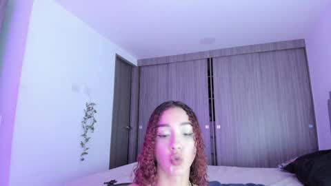 mia ---------  COL TIME online show from January 3, 10:08 pm