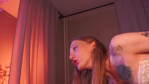 oksana  online show from November 16, 4:40 pm