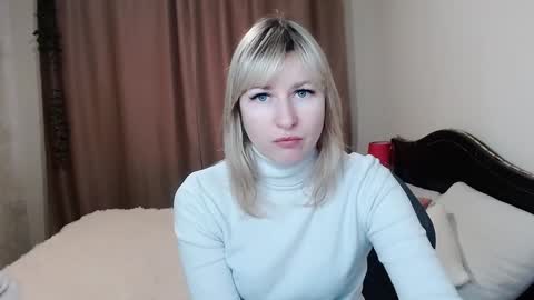 Snapshot of incredible_ariela chatting on February 6, 11:09 am incredible_ariela online show from February 6, 11:09 am