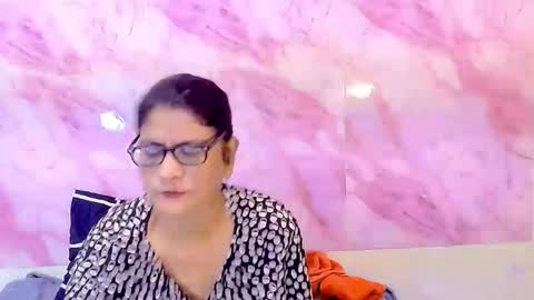 Femiez online show from October 20, 5:32 am