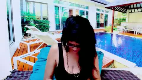 Femiez online show from January 22, 5:59 am