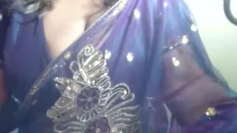 indianass38dd online show from November 20, 11:17 pm