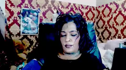 anusha online show from January 8, 7:29 pm