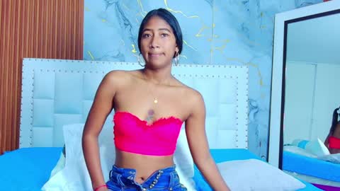 Snapshot of indiancutiie chatting on February 1, 7:34 pm LITTLE AINHOA online show from February 1, 7:34 pm