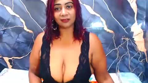 indianerotica4u online show from May 5, 6:33 pm