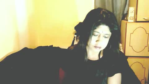 indianpleasures21 online show from April 8, 7:54 am