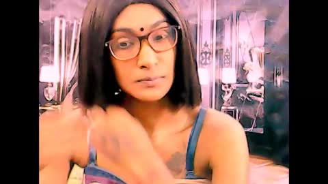 indianrebel4u2luv online show from December 15, 5:12 am