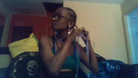 Snapshot of indigo_scorpio chatting on February 13, 7:13 am indigo_scorpio online show from February 13, 7:13 am