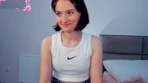 Kira online show from October 2, 5:01 am