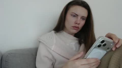 Sweet girl online show from December 18, 11:37 am