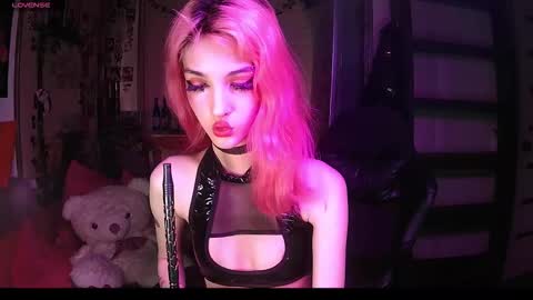 Snapshot of ink_pleasure chatting on October 8, 12:59 am Pleasure With Rita online show from October 8, 12:59 am