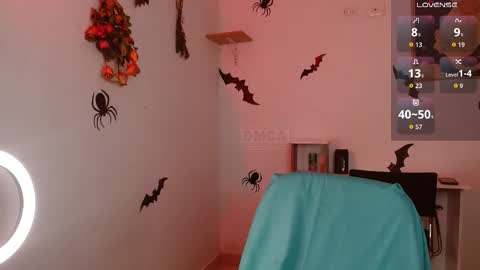 Snapshot of inked_val chatting on October 9, 3:38 pm Valerie online show from October 9, 3:38 pm