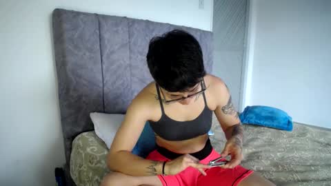 lyan onlyfans n linda online show from February 22, 7:15 pm