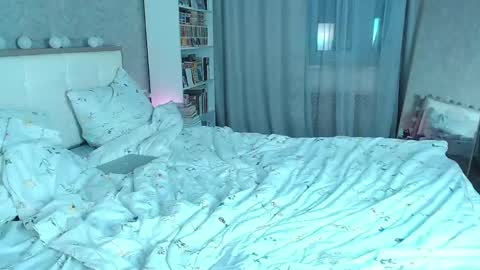 Lina online show from May 29, 4:27 pm
