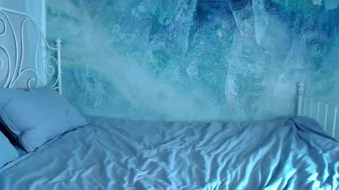 Lina online show from April 17, 2:08 pm