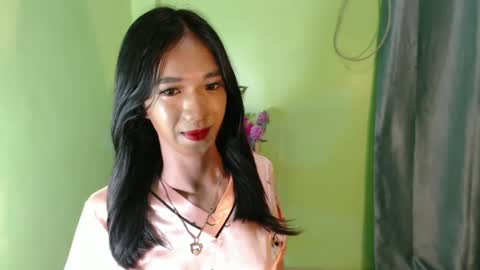 Snapshot of innocent_reign69 chatting on February 13, 2:42 pm Reign online show from February 13, 2:42 pm