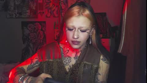Snapshot of insunnity666 chatting on October 11, 7:05 pm Insunnity666 online show from October 11, 7:05 pm