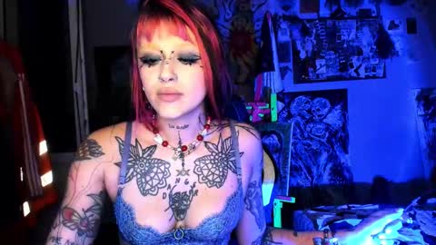 Insunnity666 online show from March 30, 8:41 pm