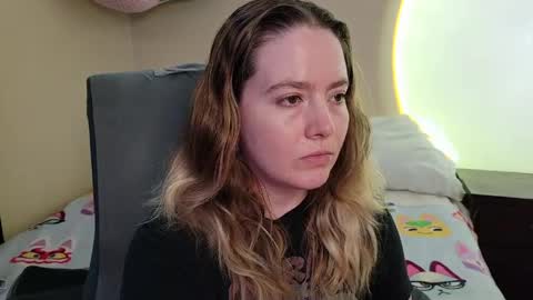 Faye online show from April 30, 3:12 am