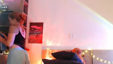 Cassie online show from March 25, 2:09 pm