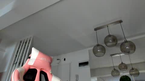 Snapshot of irenevon chatting on September 11, 5:19 am Ir s room online show from September 11, 5:19 am