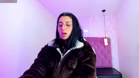 iris_77 online show from October 30, 8:32 pm