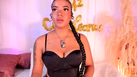 iris_hottt0 online show from December 23, 2:48 am