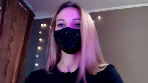 Lily online show from February 11, 3:02 pm