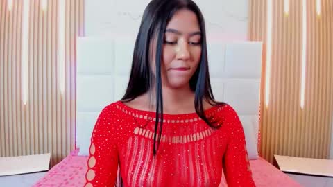 Iris online show from October 18, 4:15 am