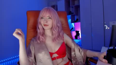 Miss Iris Fansly Miss Iris new inst.  online show from May 10, 4:09 pm