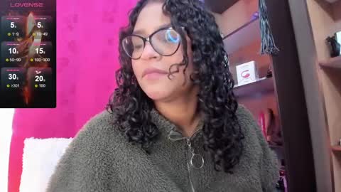 Snapshot of iriss_25 chatting on January 14, 11:53 am iris online show from January 14, 11:53 am