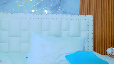 Sandy  online show from October 8, 12:42 pm