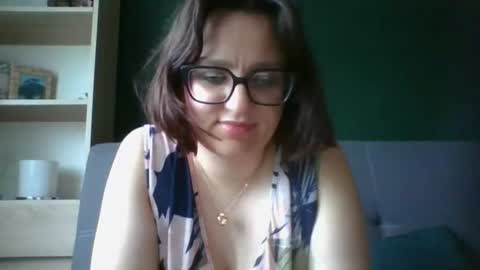 Paris online show from June 22, 5:26 am