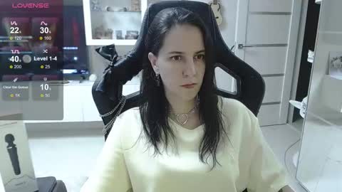 Snapshot of irwi_tomboy chatting on October 15, 10:34 pm Irwi Tomboy online show from October 15, 10:34 pm