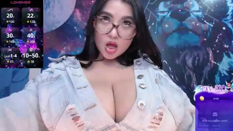 Snapshot of is_candy_west_ chatting on February 11, 9:46 pm Dani online show from February 11, 9:46 pm