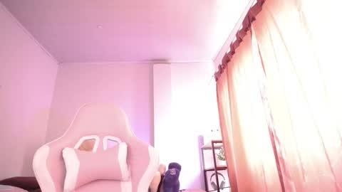 Isabella  online show from November 5, 3:39 pm