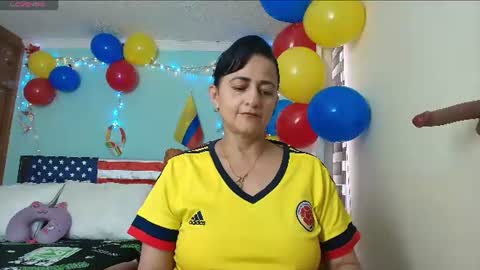 Isabeel Sofia online show from June 17, 9:16 pm