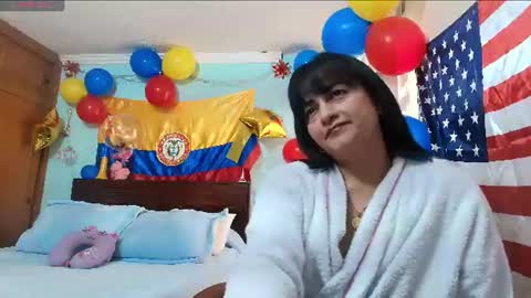 Isabeel Sofia online show from June 27, 4:35 pm