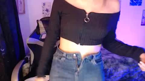isabella__222 online show from May 26, 10:53 pm