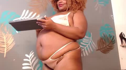 ISABELLA online show from November 22, 11:35 am