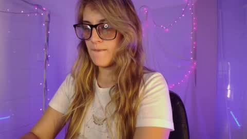 Isabella Rros online show from December 23, 12:14 am