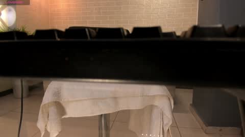 Isa Hill  online show from December 30, 7:21 pm