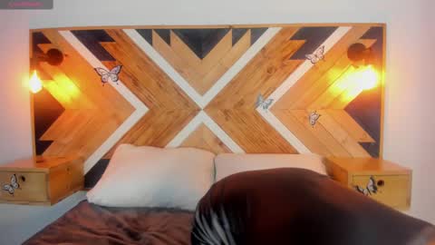 Snapshot of isabellamarinny chatting on October 7, 11:47 am Isabella online show from October 7, 11:47 am