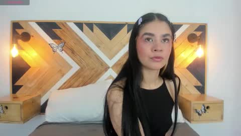 Snapshot of isabellamarinny chatting on October 15, 11:35 am Isabella online show from October 15, 11:35 am