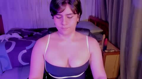 Isabella online show from May 15, 9:01 am