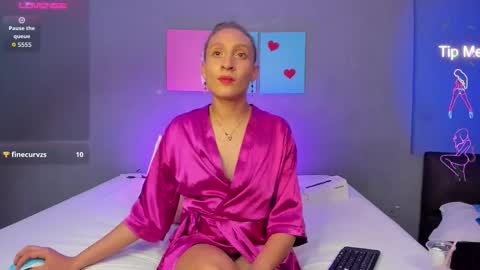 Snapshot of isabellaspencer chatting on October 9, 10:36 pm Isabella online show from October 9, 10:36 pm