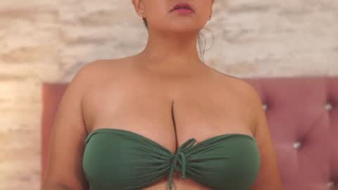 IsabellMendez online show from January 15, 7:23 pm