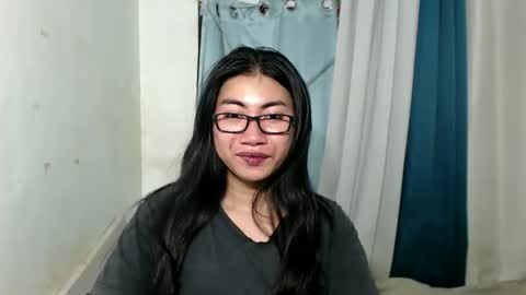 Snapshot of ishie_yoshixx chatting on October 9, 9:57 am IRISH online show from October 9, 9:57 am